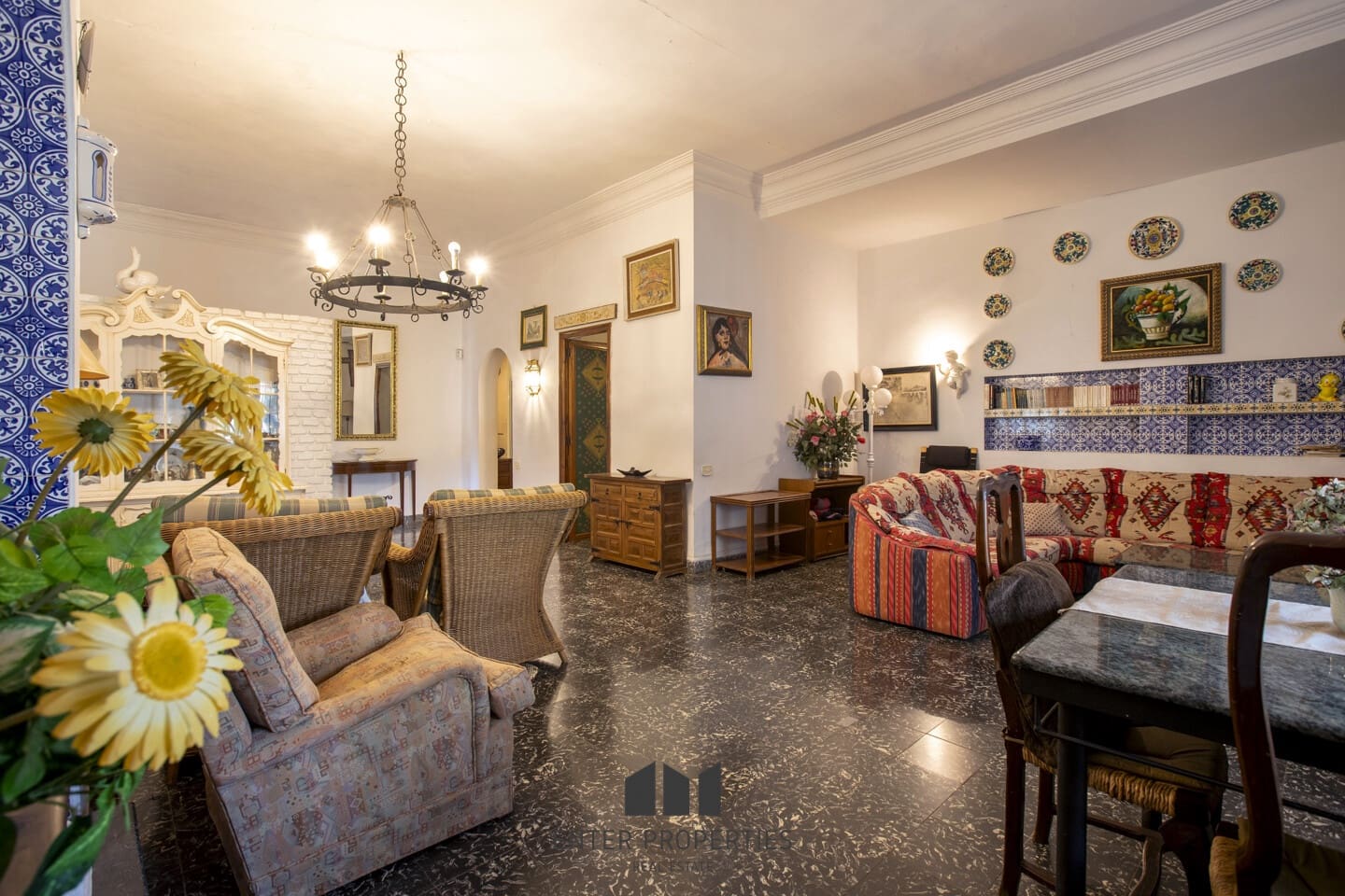 6 soverom Villa til salgs i Naquera med svømmebasseng garasje - € 900 000 (Ref: 8759475)