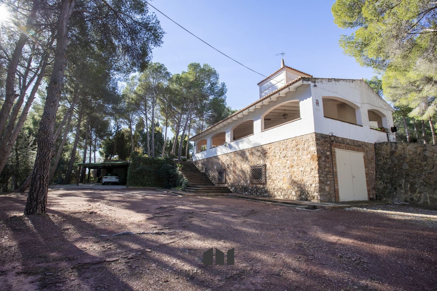 6 soverom Villa til salgs i Naquera med svømmebasseng garasje - € 900 000 (Ref: 8759475)