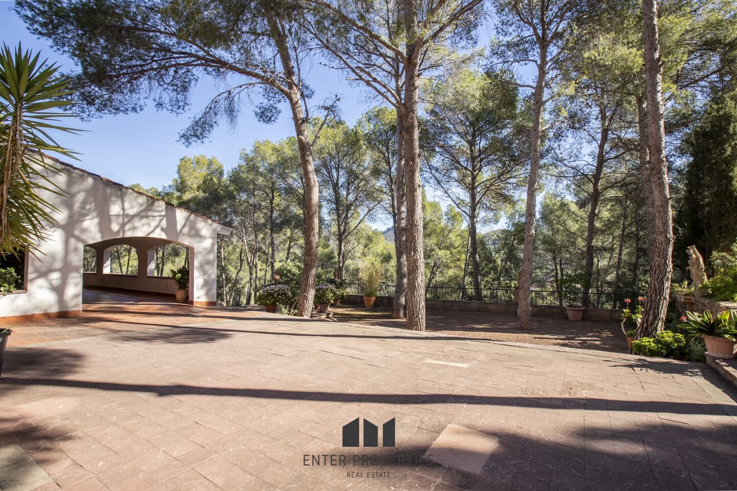 6 soverom Villa til salgs i Naquera med svømmebasseng garasje - € 900 000 (Ref: 8759475)