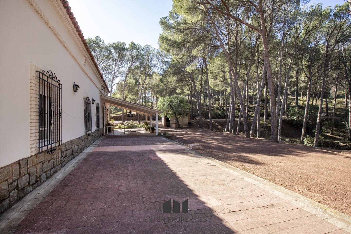 6 soverom Villa til salgs i Naquera med svømmebasseng garasje - € 900 000 (Ref: 8759475)