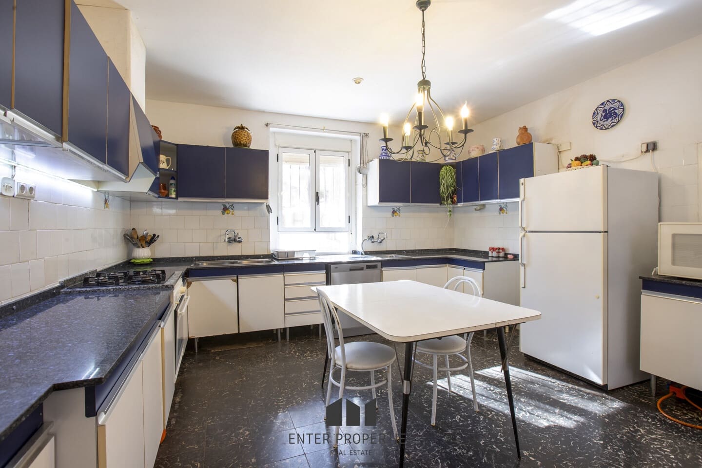 6 soverom Villa til salgs i Naquera med svømmebasseng garasje - € 900 000 (Ref: 8759475)