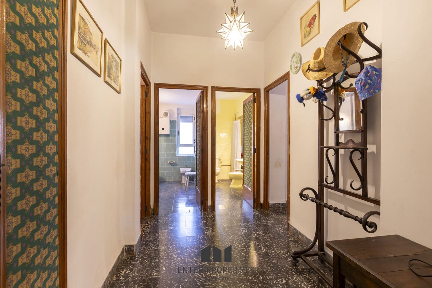 6 soverom Villa til salgs i Naquera med svømmebasseng garasje - € 900 000 (Ref: 8759475)