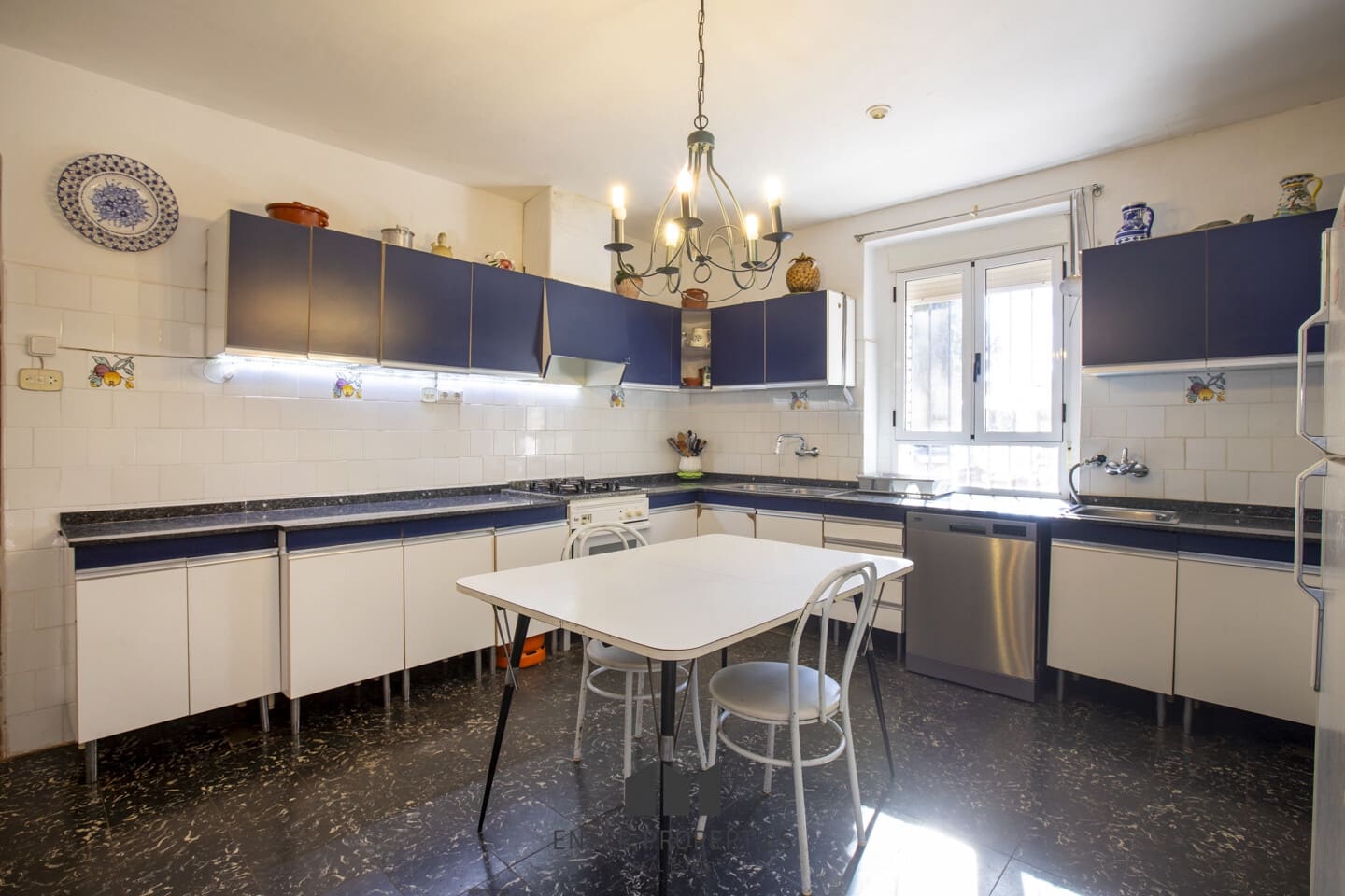 6 soverom Villa til salgs i Naquera med svømmebasseng garasje - € 900 000 (Ref: 8759475)