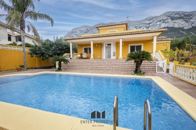 6 soverom Villa til salgs i El Montgó, Dénia med svømmebasseng garasje - € 680 000 (Ref: 8783252)