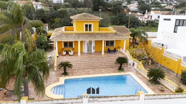6 soverom Villa til salgs i El Montgó, Dénia med svømmebasseng garasje - € 680 000 (Ref: 8783252)