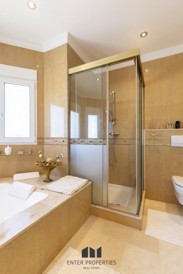 5 soverom Villa til salgs i Denia med svømmebasseng garasje - € 1 200 000 (Ref: 8797043)