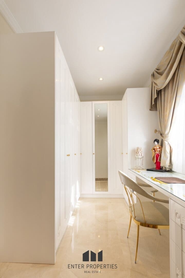 5 soverom Villa til salgs i Denia med svømmebasseng garasje - € 1 200 000 (Ref: 8797043)