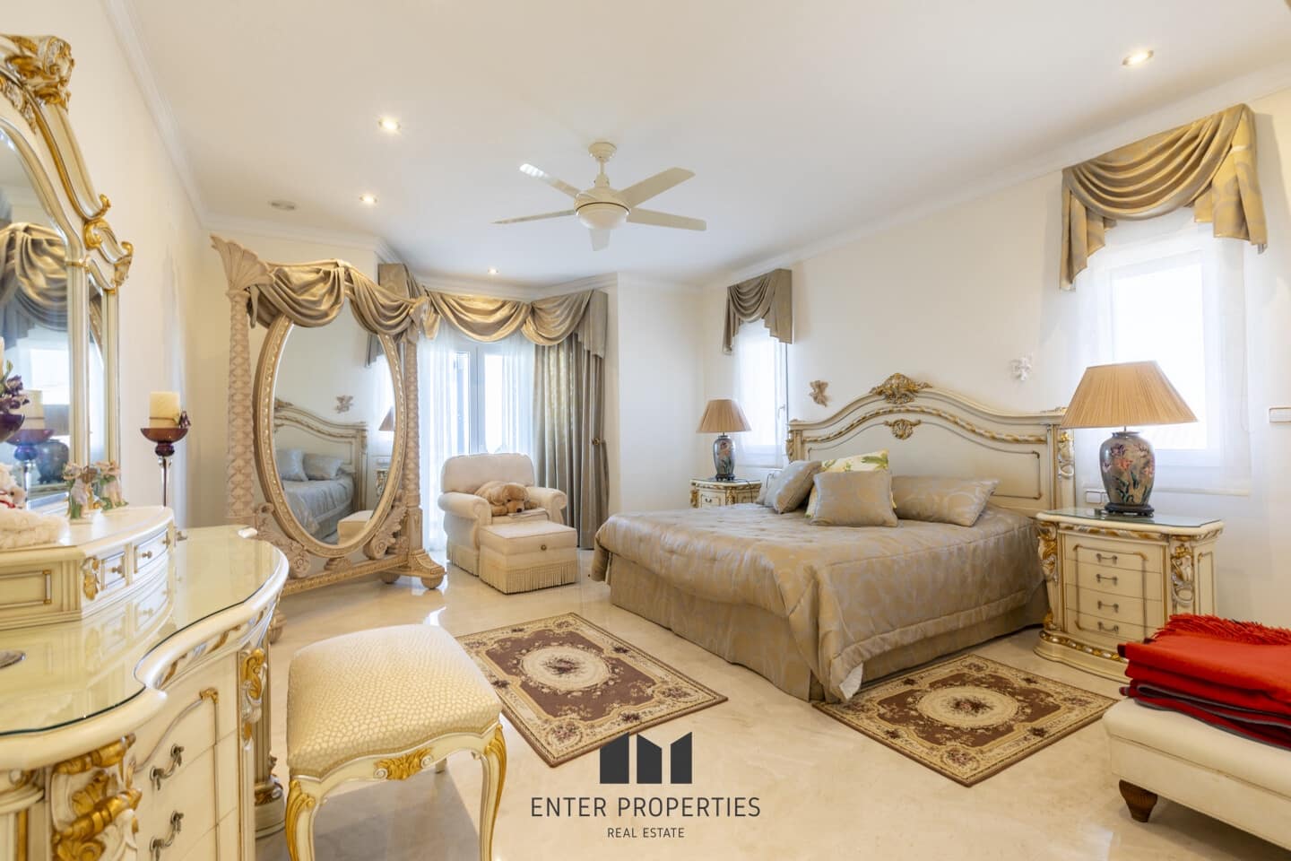 5 soverom Villa til salgs i Denia med svømmebasseng garasje - € 1 200 000 (Ref: 8797043)