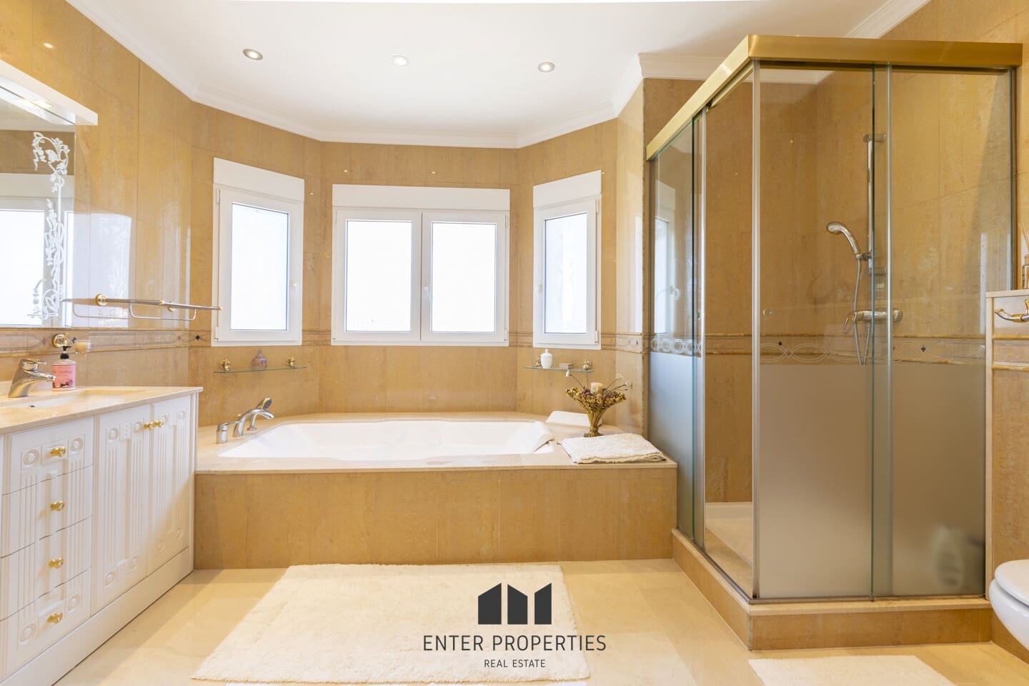 5 soverom Villa til salgs i Denia med svømmebasseng garasje - € 1 200 000 (Ref: 8797043)