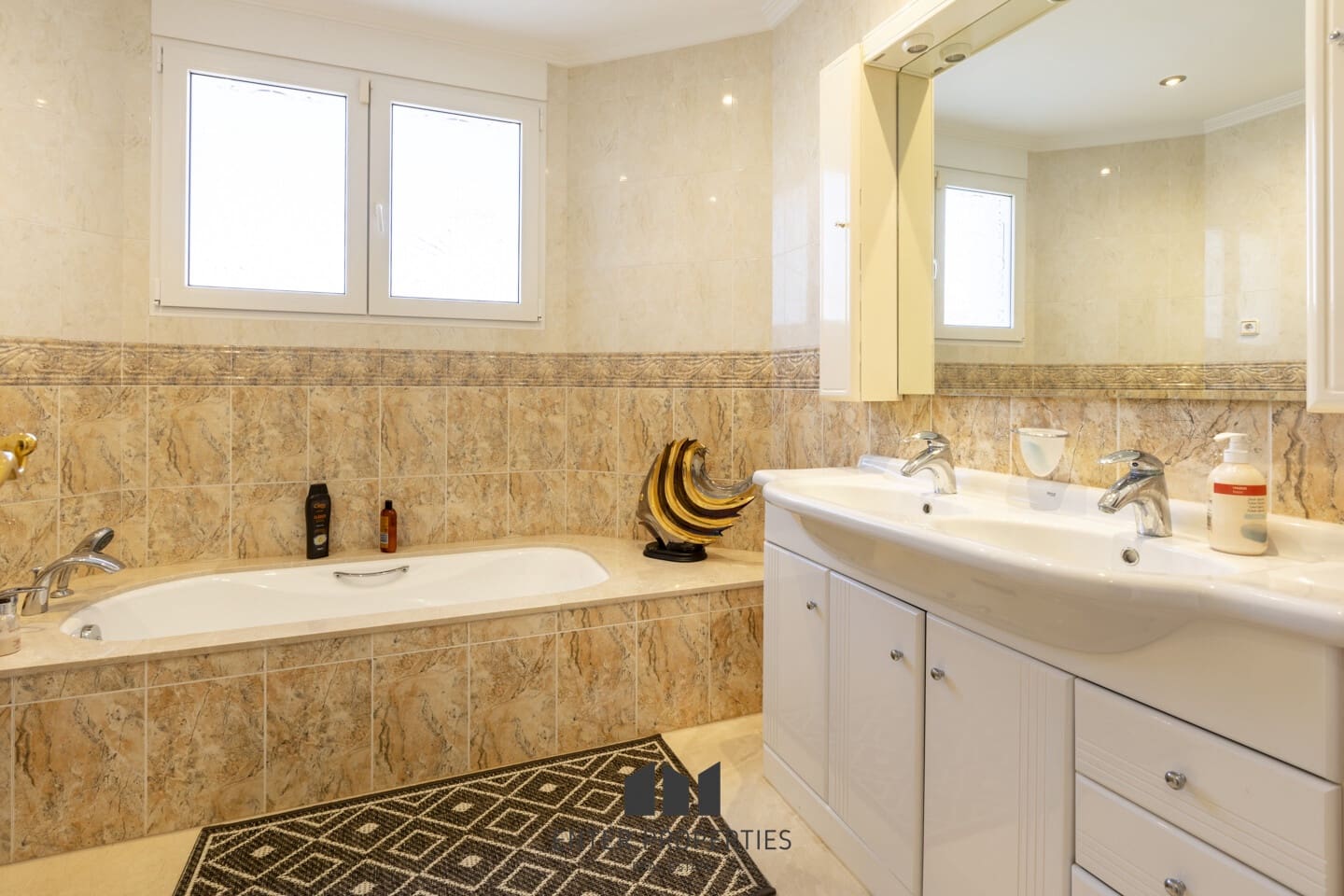 5 soverom Villa til salgs i Denia med svømmebasseng garasje - € 1 200 000 (Ref: 8797043)