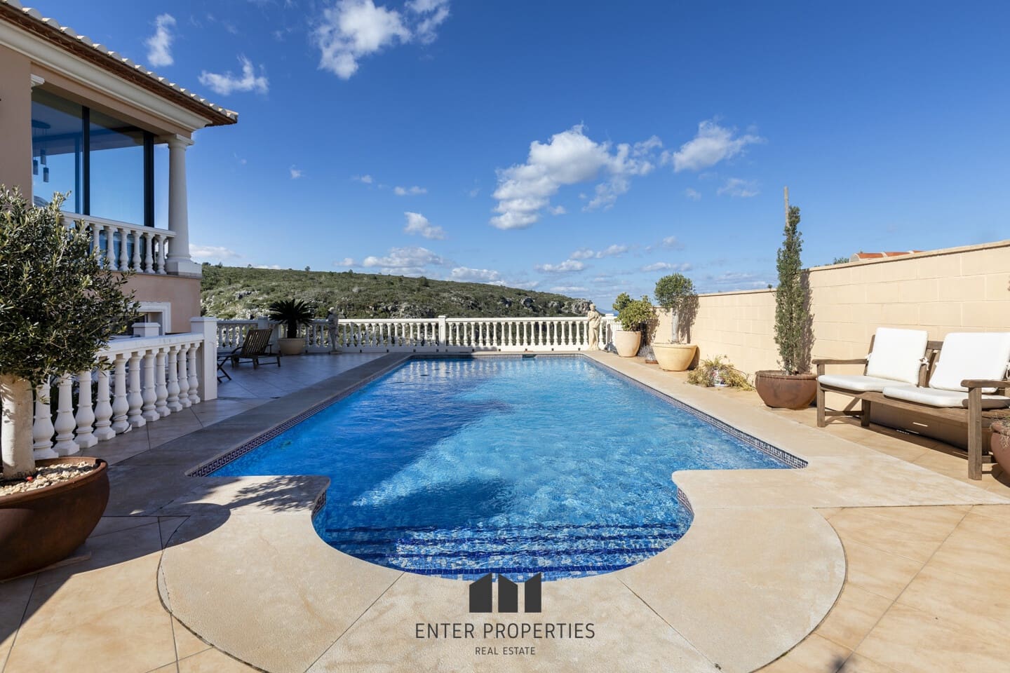 5 soverom Villa til salgs i Denia med svømmebasseng garasje - € 1 200 000 (Ref: 8797043)