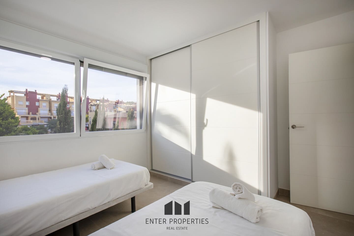 3 quarto Apartamento para venda em Denia com piscina garagem - 315 000 € (Ref: 8800571)