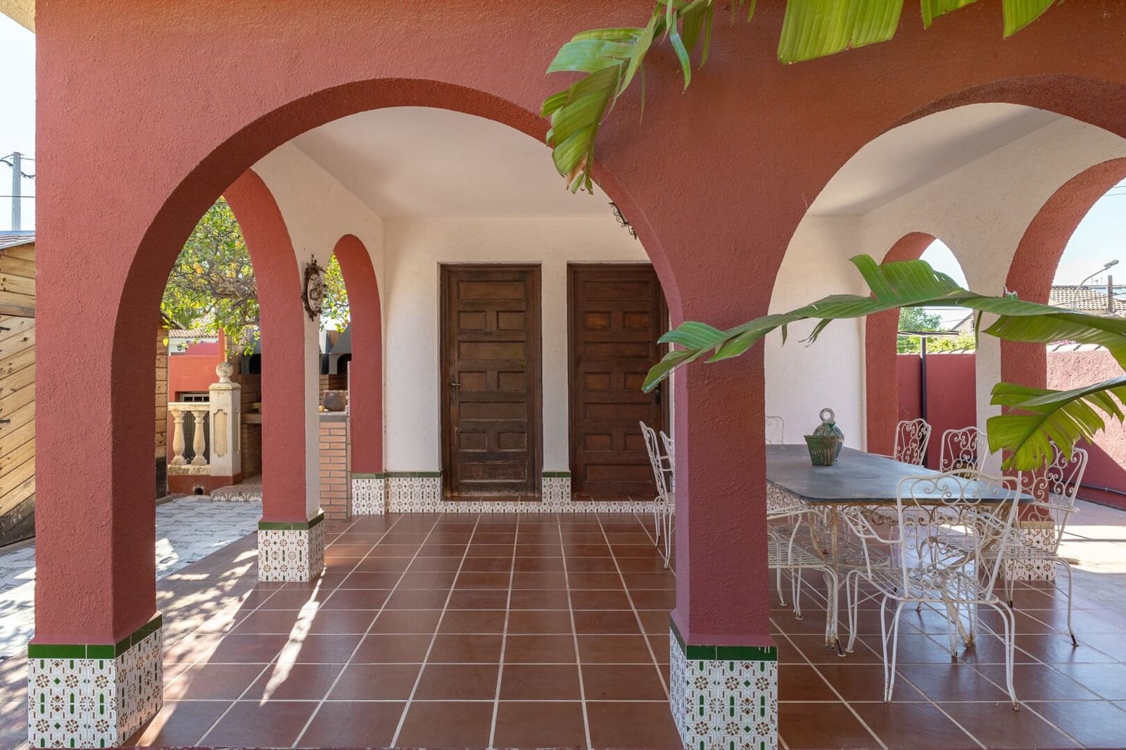 7 soveværelse Villa til salg i La Pobla de Vallbona med swimmingpool garage - € 830.000 (Ref: 8809074)