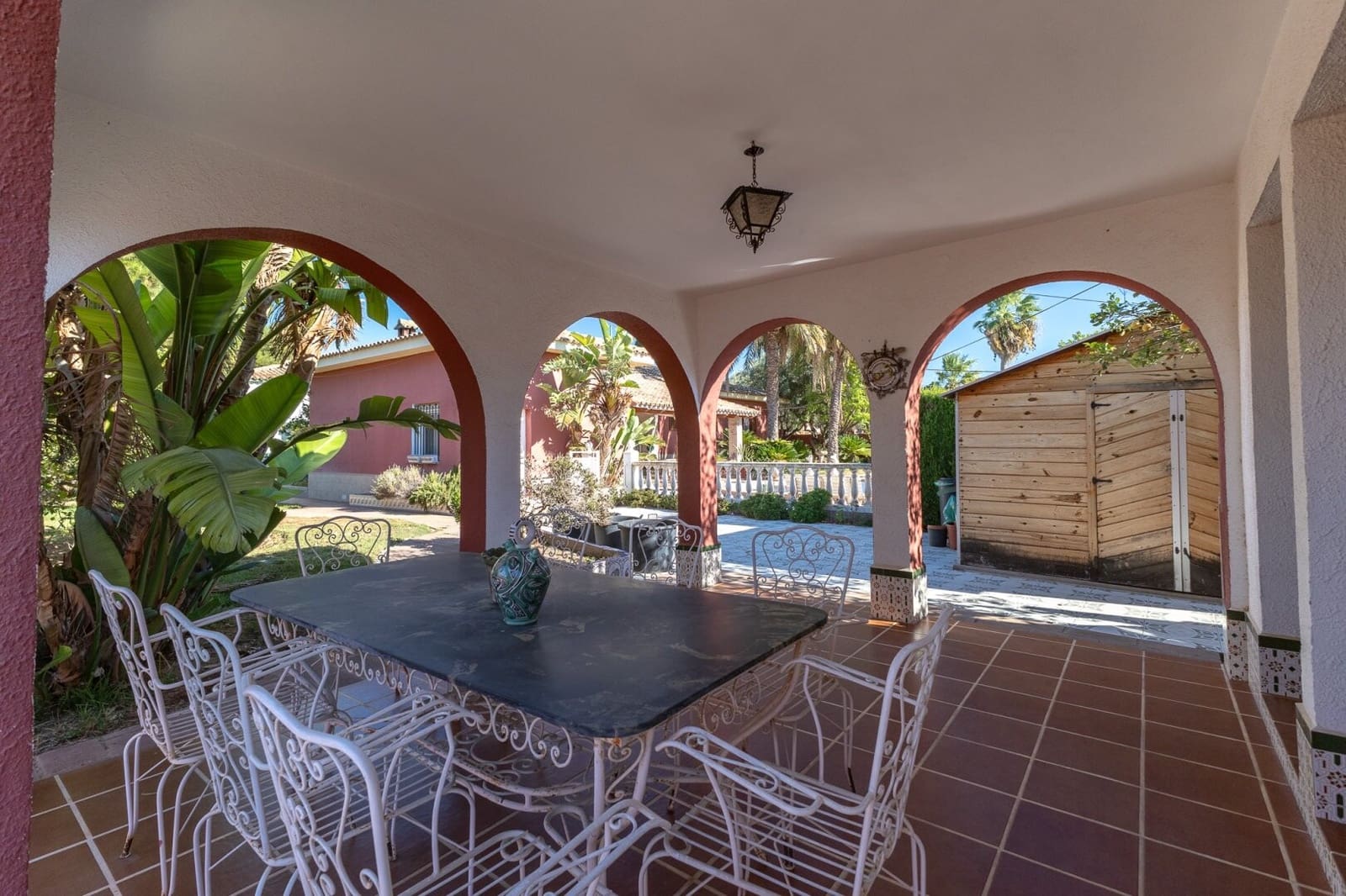 7 soveværelse Villa til salg i La Pobla de Vallbona med swimmingpool garage - € 830.000 (Ref: 8809074)