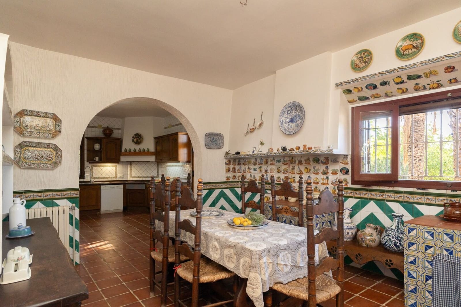 7 soveværelse Villa til salg i La Pobla de Vallbona med swimmingpool garage - € 830.000 (Ref: 8809074)