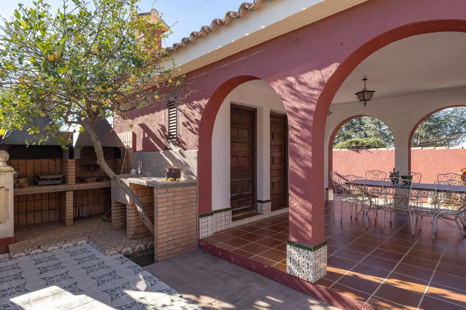 7 soveværelse Villa til salg i La Pobla de Vallbona med swimmingpool garage - € 830.000 (Ref: 8809074)