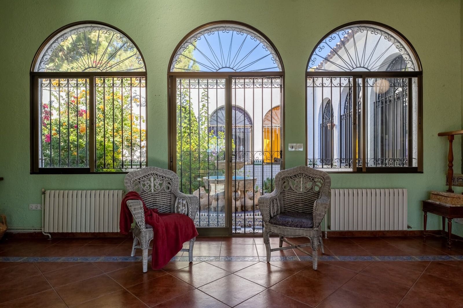 7 soveværelse Villa til salg i La Pobla de Vallbona med swimmingpool garage - € 830.000 (Ref: 8809074)