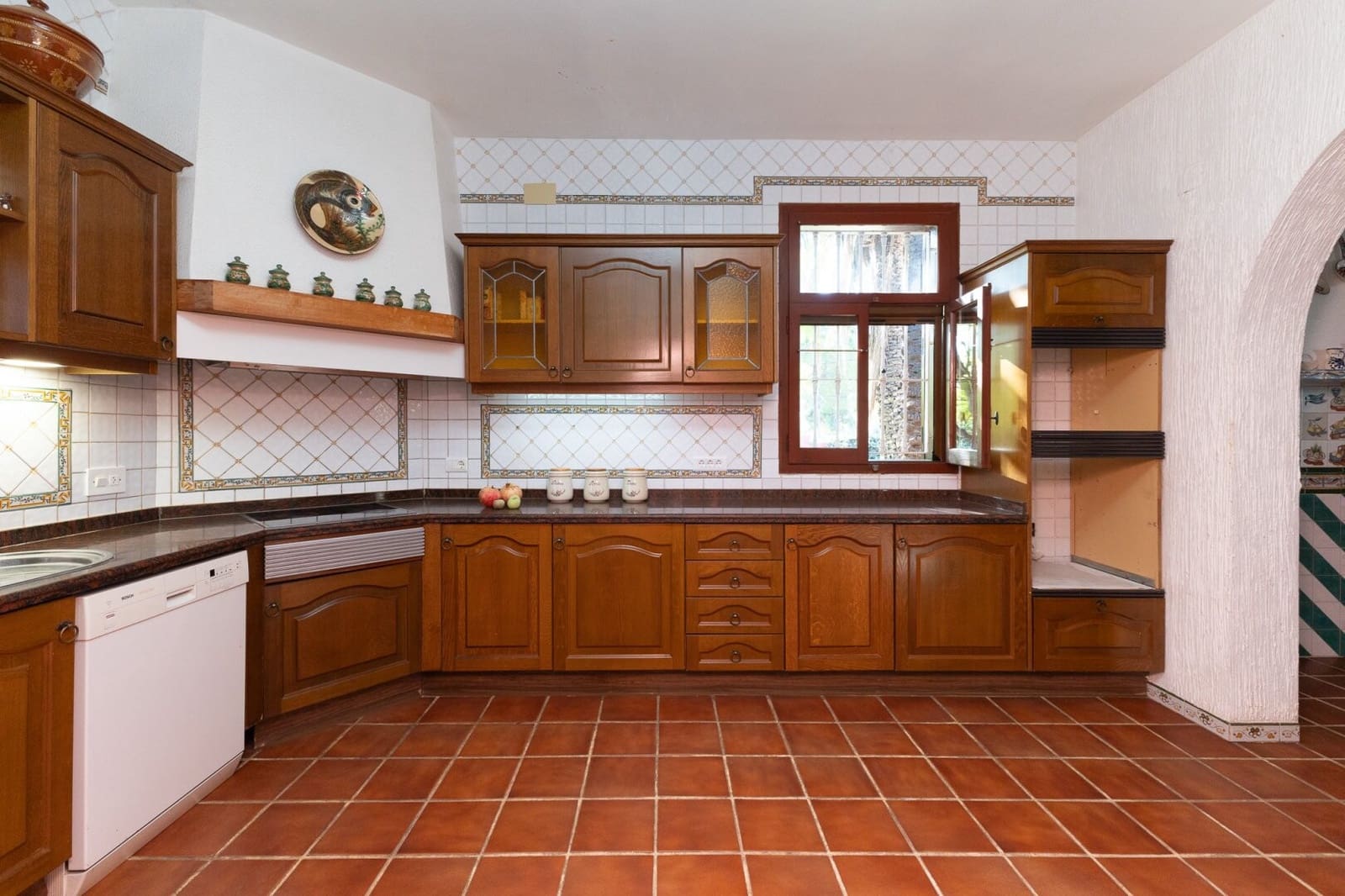 7 soveværelse Villa til salg i La Pobla de Vallbona med swimmingpool garage - € 830.000 (Ref: 8809074)