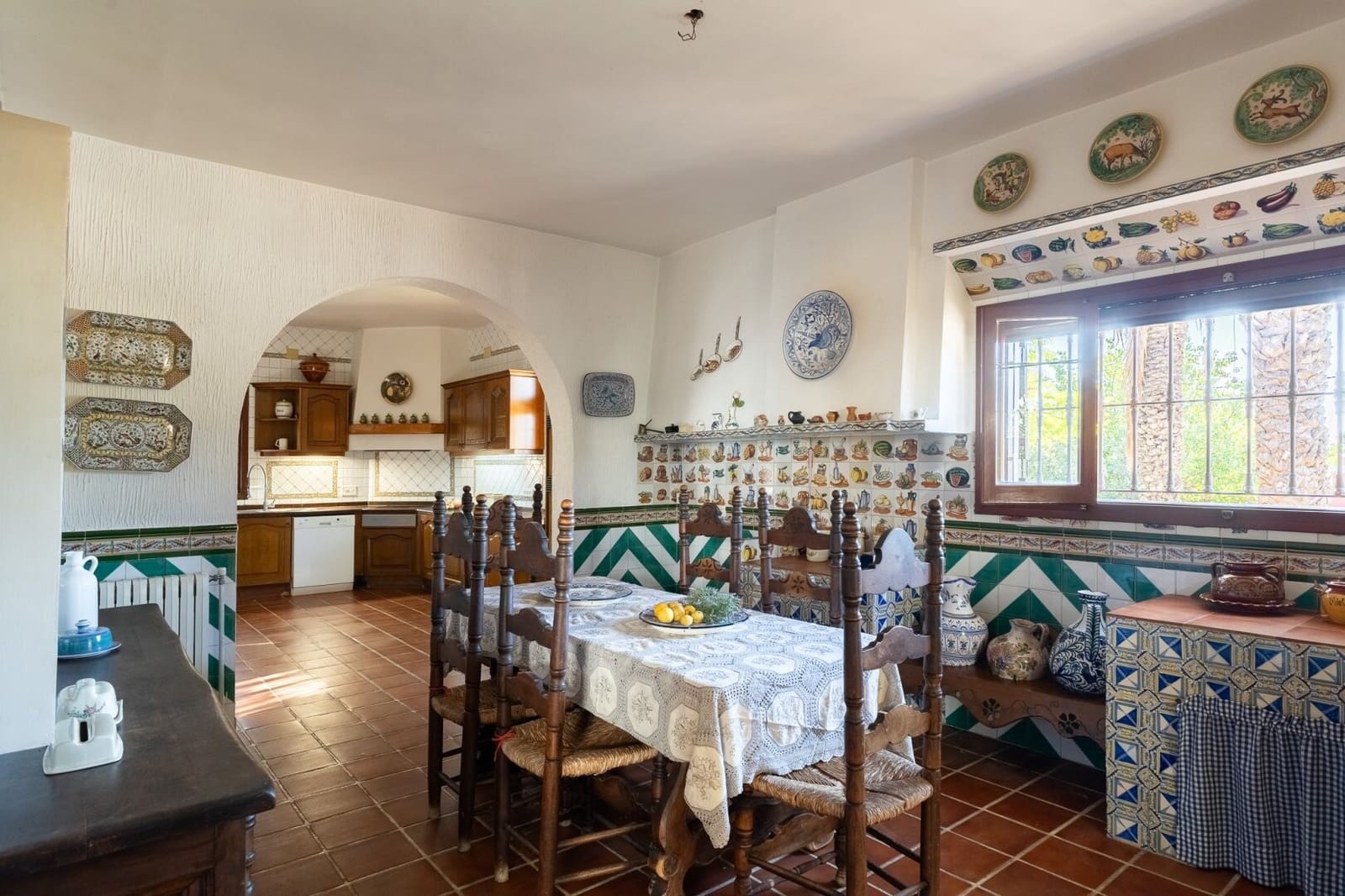 7 soveværelse Villa til salg i La Pobla de Vallbona med swimmingpool garage - € 830.000 (Ref: 8809074)