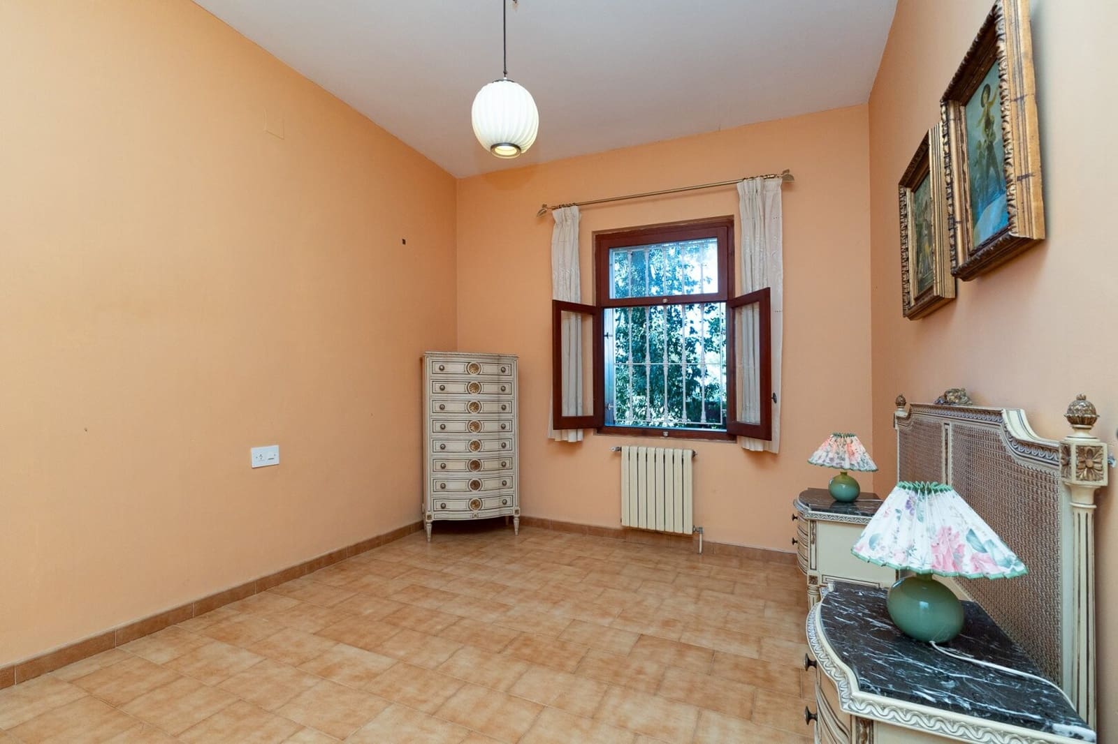 7 soveværelse Villa til salg i La Pobla de Vallbona med swimmingpool garage - € 830.000 (Ref: 8809074)