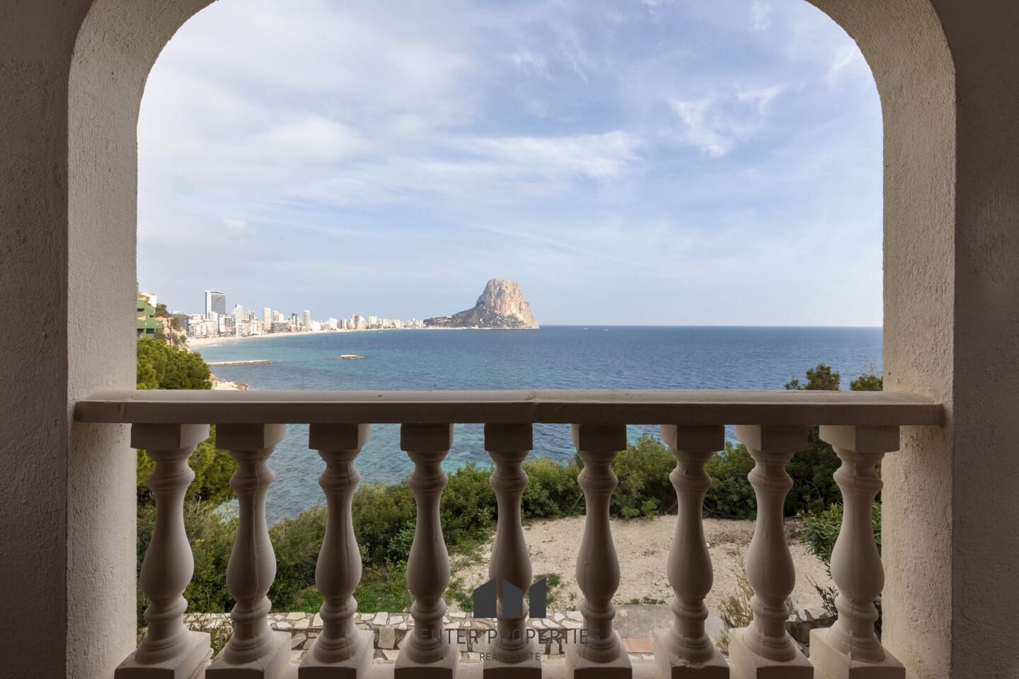 3 soveværelse Semi-Rækkehus til salg i Calpe / Calp med swimmingpool - € 499.000 (Ref: 8836201)