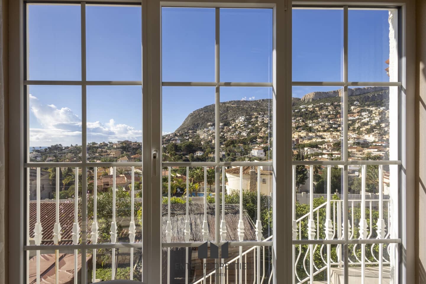 5 soveværelse Villa til salg i Calpe / Calp med swimmingpool garage - € 1.100.000 (Ref: 8875123)