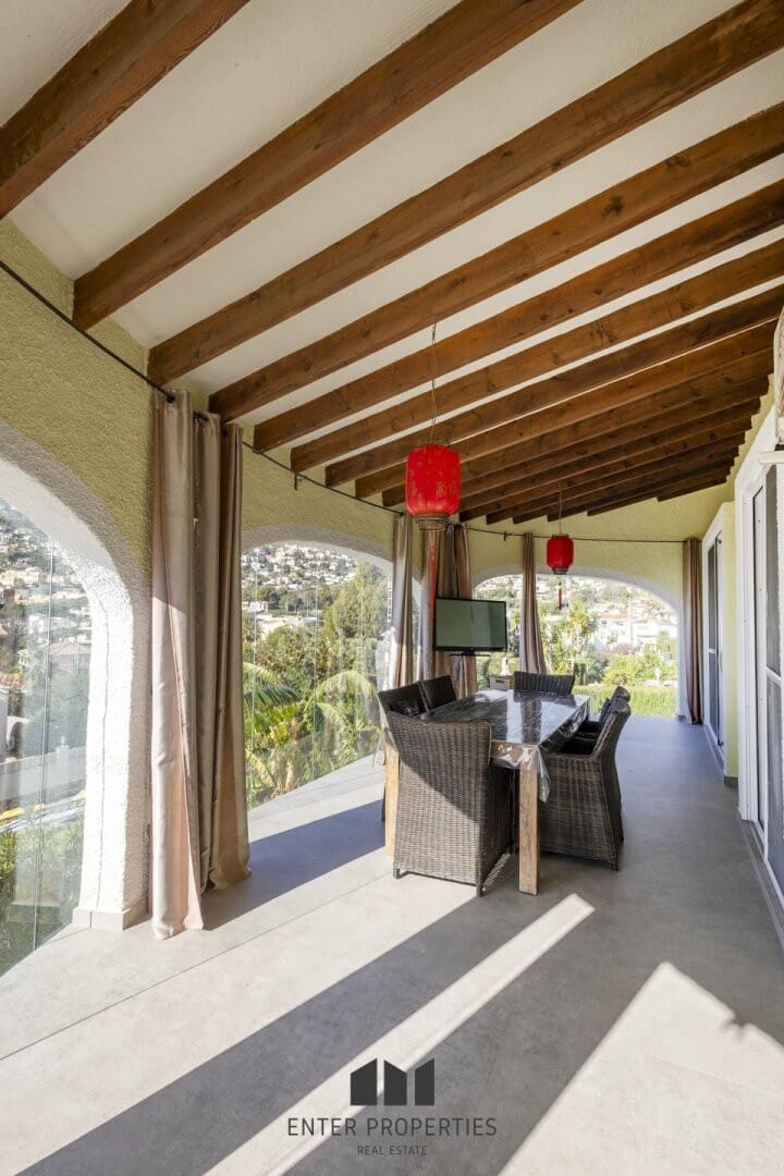 5 soveværelse Villa til salg i Calpe / Calp med swimmingpool garage - € 1.100.000 (Ref: 8875123)