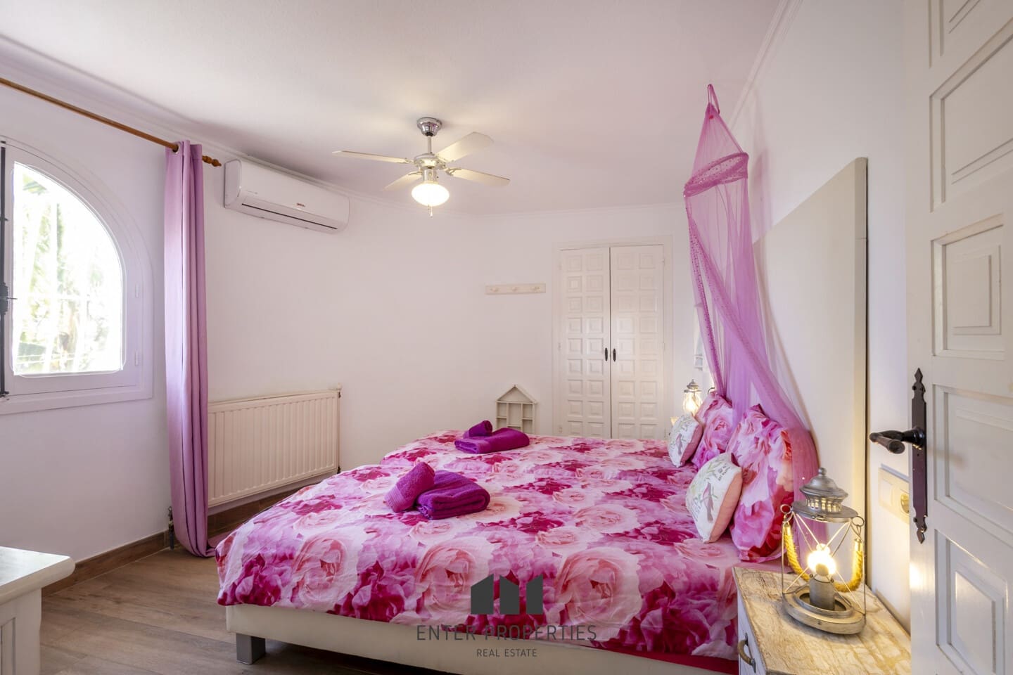 5 soveværelse Villa til salg i Calpe / Calp med swimmingpool garage - € 1.100.000 (Ref: 8875123)