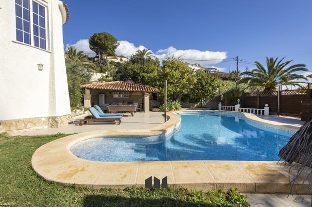 5 soverom Villa til salgs i Canuta, Calpe / Calp med svømmebasseng garasje - € 1 100 000 (Ref: 8875123)