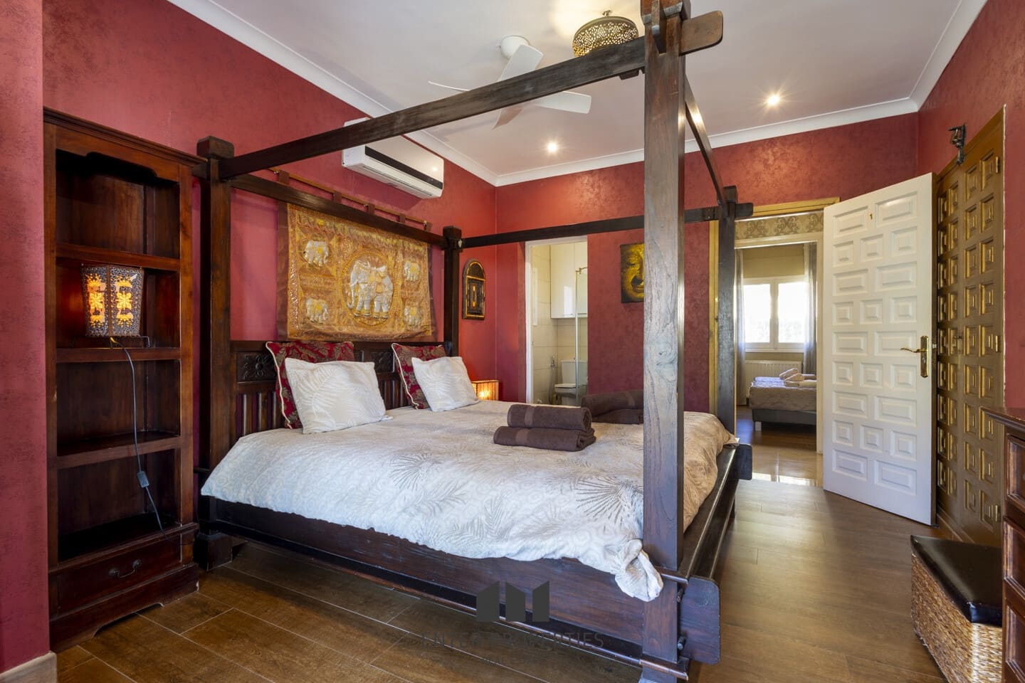 5 soveværelse Villa til salg i Calpe / Calp med swimmingpool garage - € 1.100.000 (Ref: 8875123)