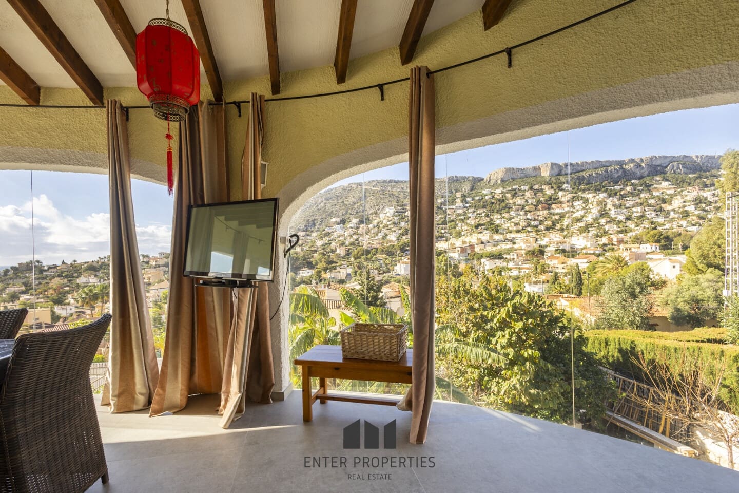 5 soveværelse Villa til salg i Calpe / Calp med swimmingpool garage - € 1.100.000 (Ref: 8875123)