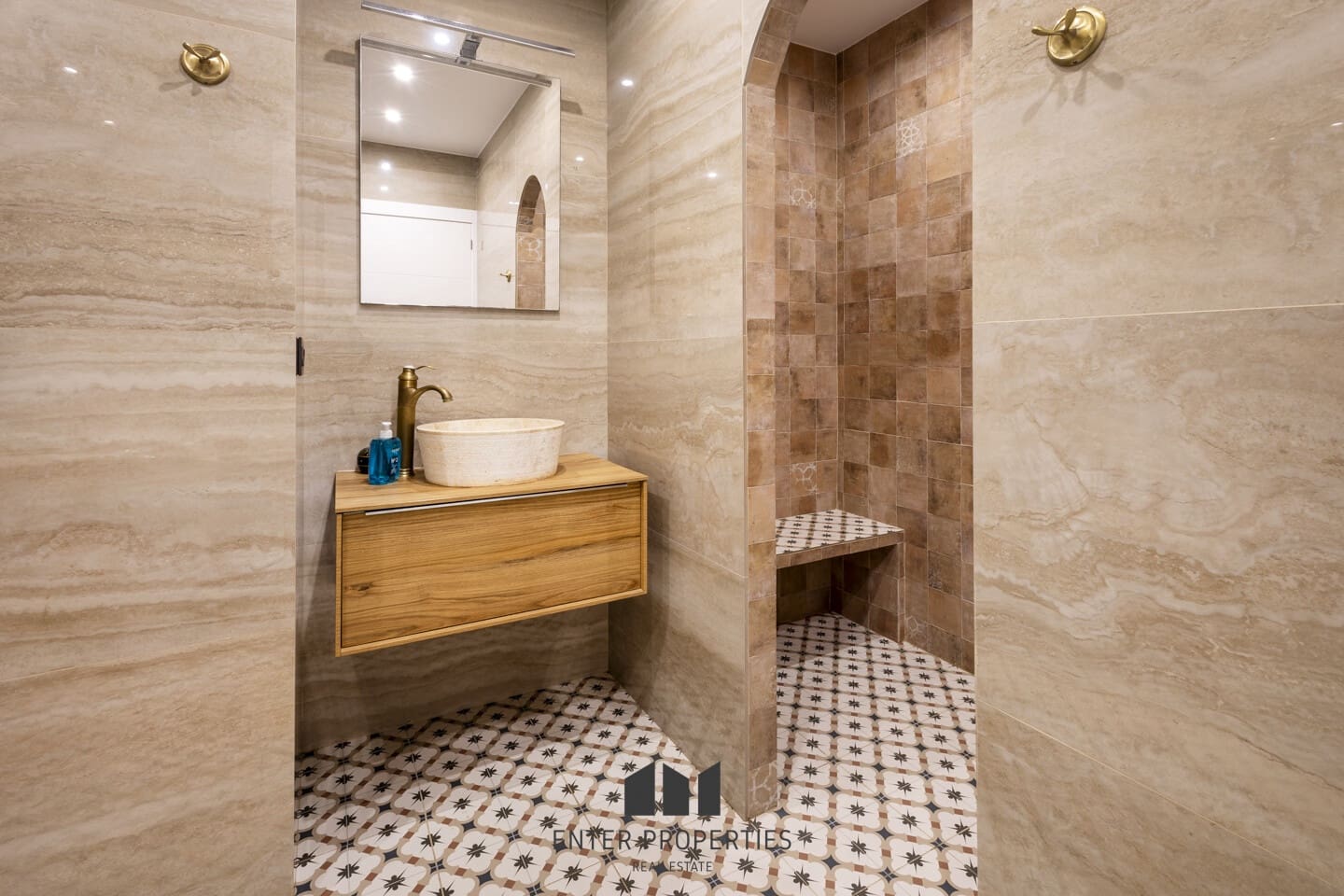 5 soveværelse Villa til salg i Calpe / Calp med swimmingpool garage - € 1.200.000 (Ref: 8879167)