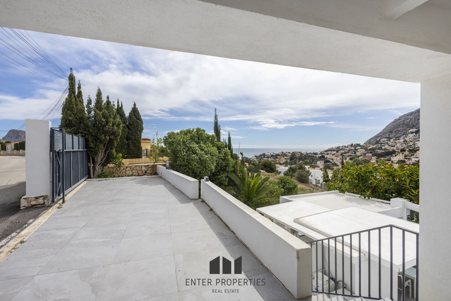 5 soveværelse Villa til salg i Calpe / Calp med swimmingpool garage - € 1.200.000 (Ref: 8879167)