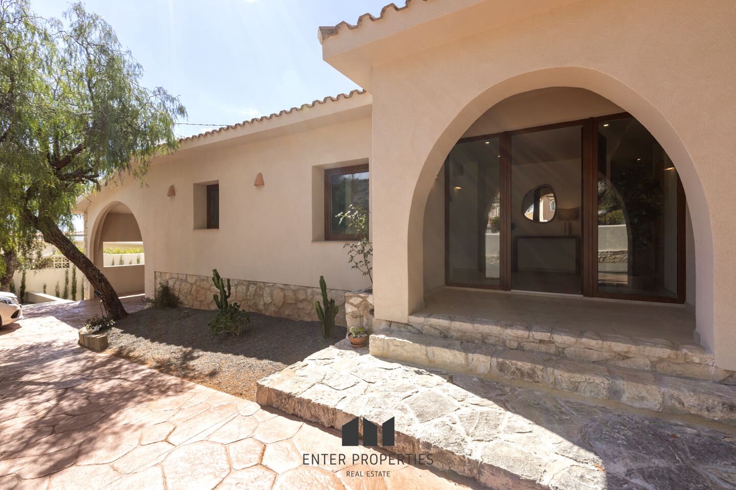 4 makuuhuone Huvila myytävänä paikassa Altea mukana uima-altaan - 1 390 000 € (Ref: 8910732)