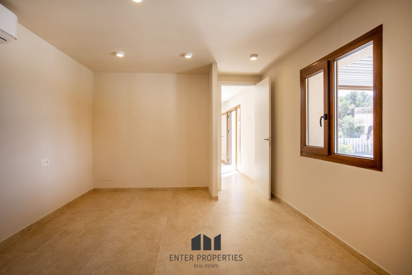 4 makuuhuone Huvila myytävänä paikassa Altea mukana uima-altaan - 1 390 000 € (Ref: 8910732)