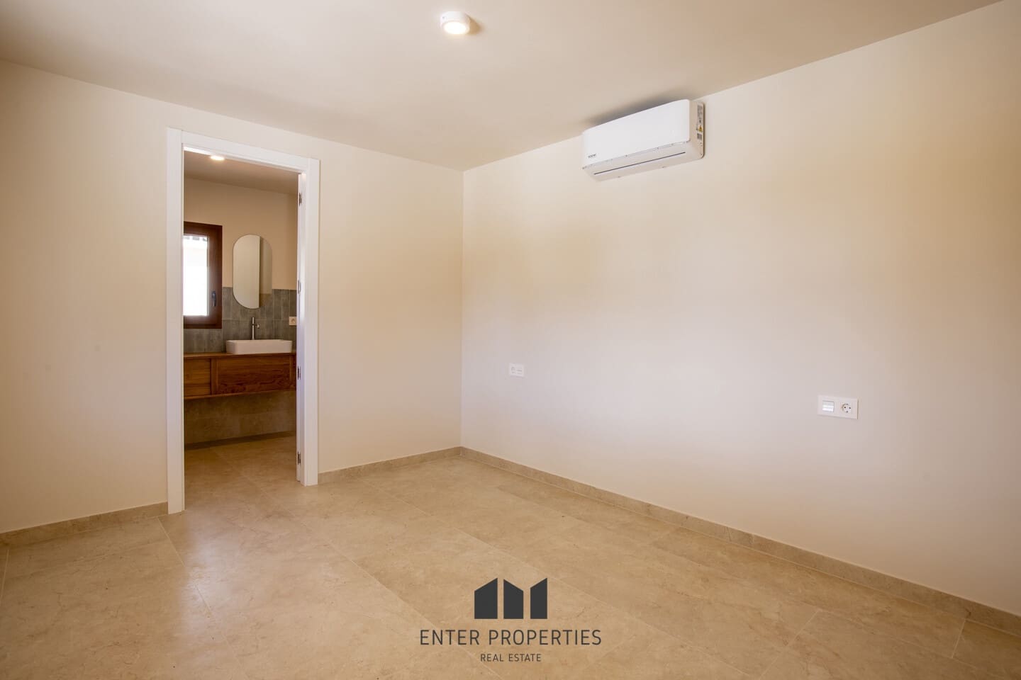 4 makuuhuone Huvila myytävänä paikassa Altea mukana uima-altaan - 1 390 000 € (Ref: 8910732)