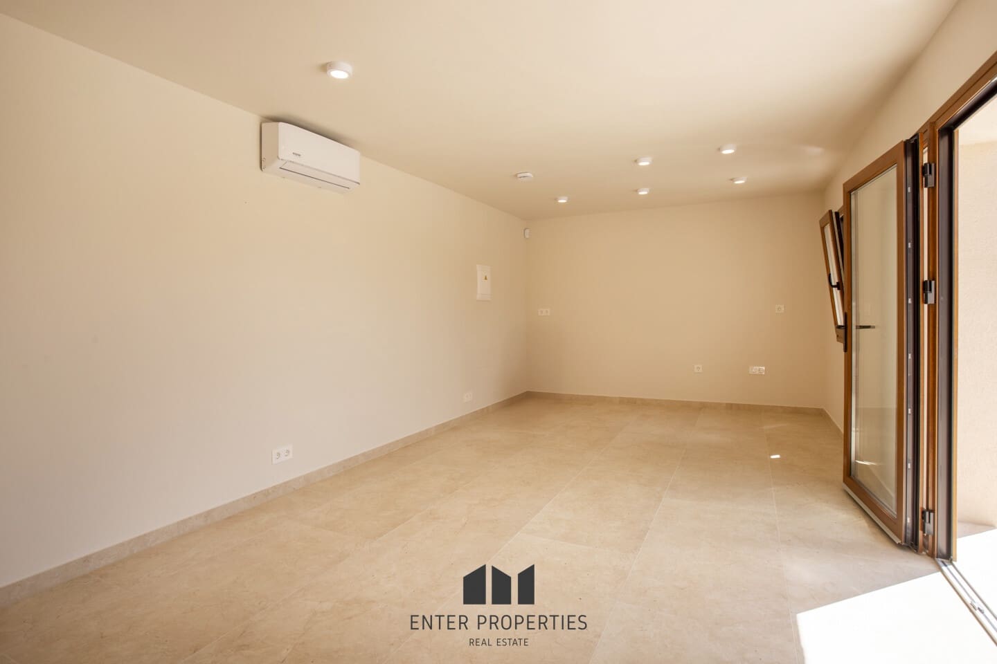 4 makuuhuone Huvila myytävänä paikassa Altea mukana uima-altaan - 1 390 000 € (Ref: 8910732)