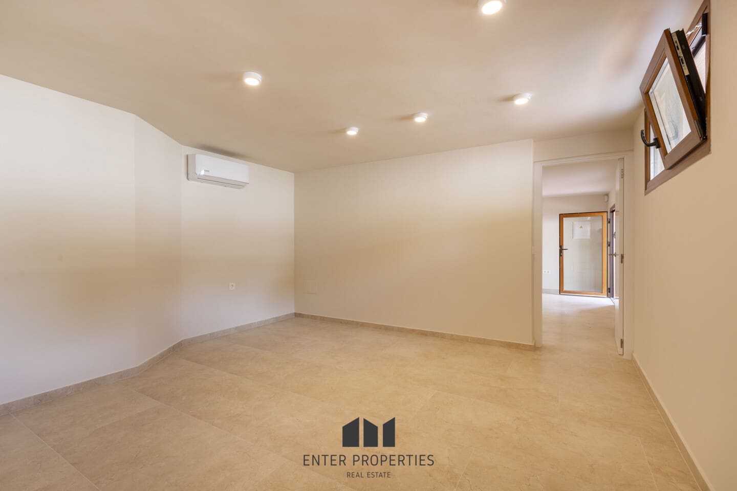 4 makuuhuone Huvila myytävänä paikassa Altea mukana uima-altaan - 1 390 000 € (Ref: 8910732)