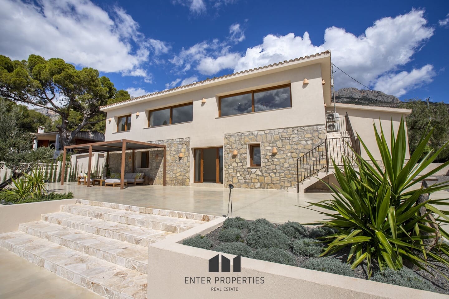 4 makuuhuone Huvila myytävänä paikassa Altea mukana uima-altaan - 1 390 000 € (Ref: 8910732)