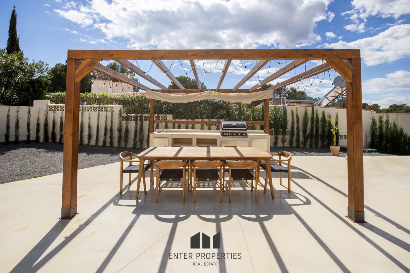 4 makuuhuone Huvila myytävänä paikassa Altea mukana uima-altaan - 1 390 000 € (Ref: 8910732)