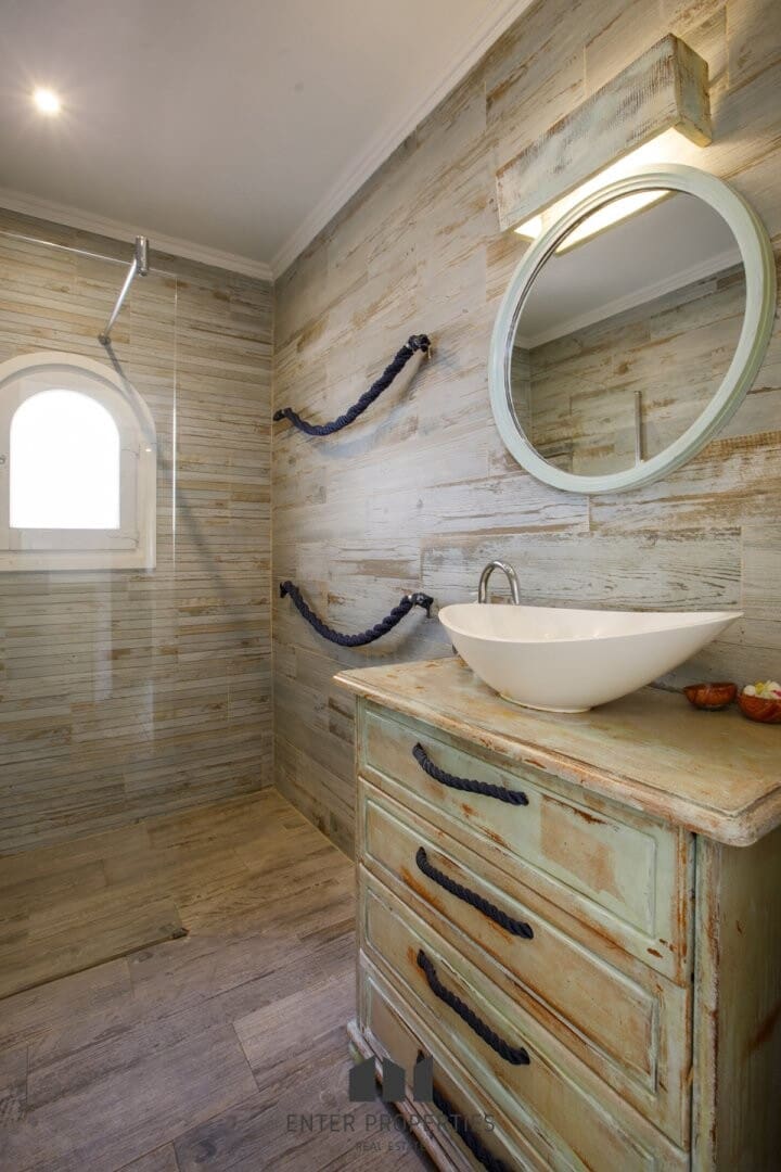 5 sypialnia Willa na sprzedaż w Calpe / Calp z basenem garażem - 635 000 € (Ref: 8920922)