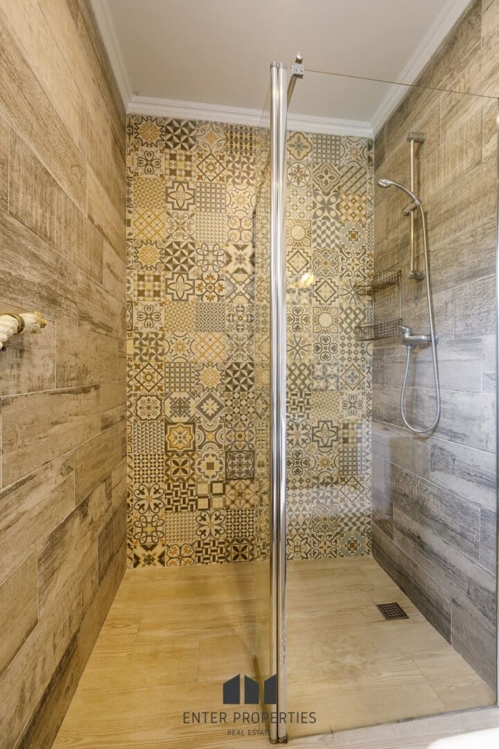 5 sypialnia Willa na sprzedaż w Calpe / Calp z basenem garażem - 635 000 € (Ref: 8920922)