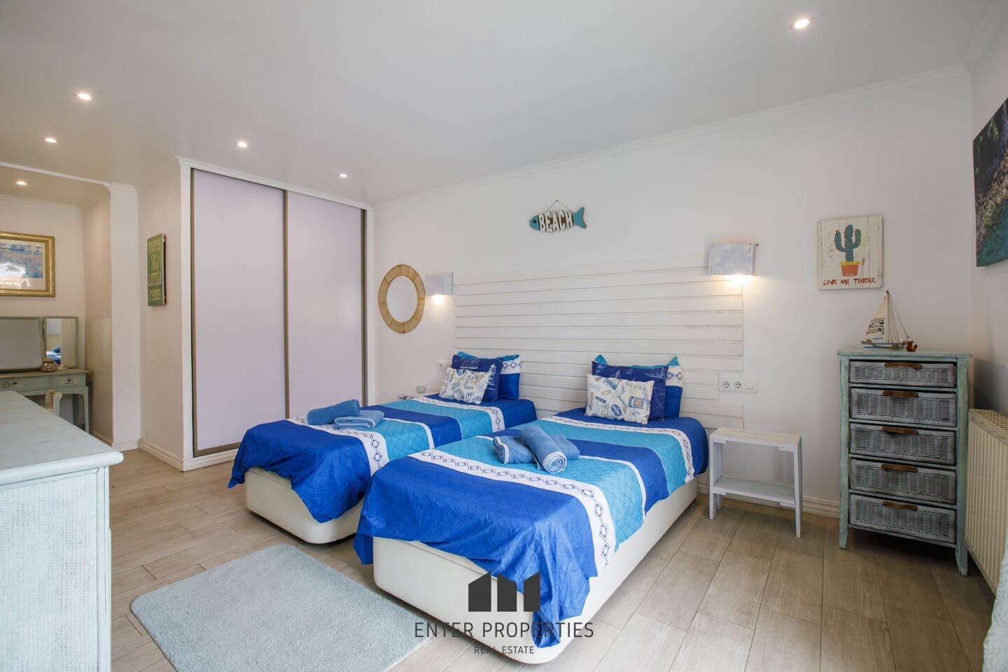 5 sypialnia Willa na sprzedaż w Calpe / Calp z basenem garażem - 635 000 € (Ref: 8920922)