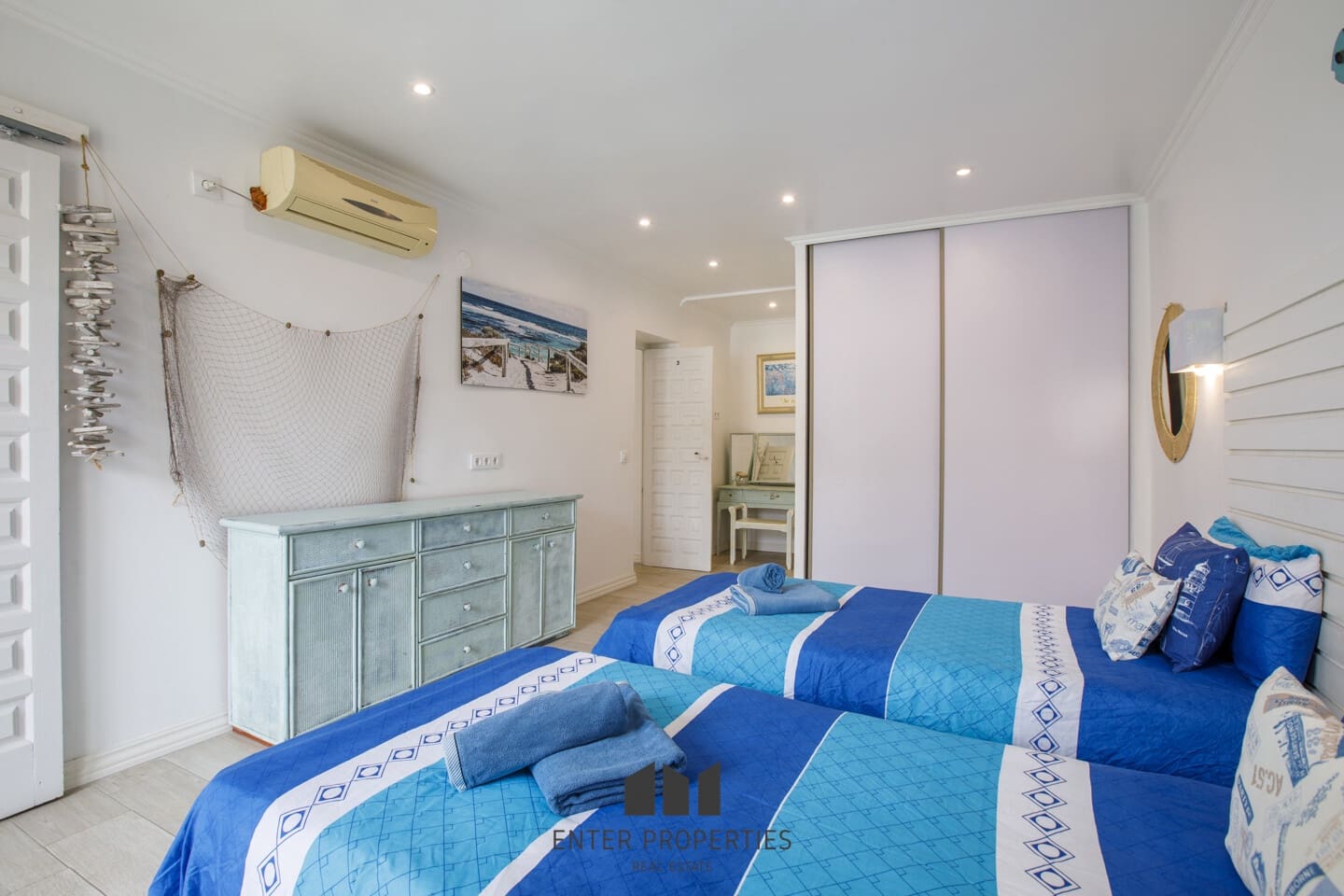 5 sypialnia Willa na sprzedaż w Calpe / Calp z basenem garażem - 635 000 € (Ref: 8920922)