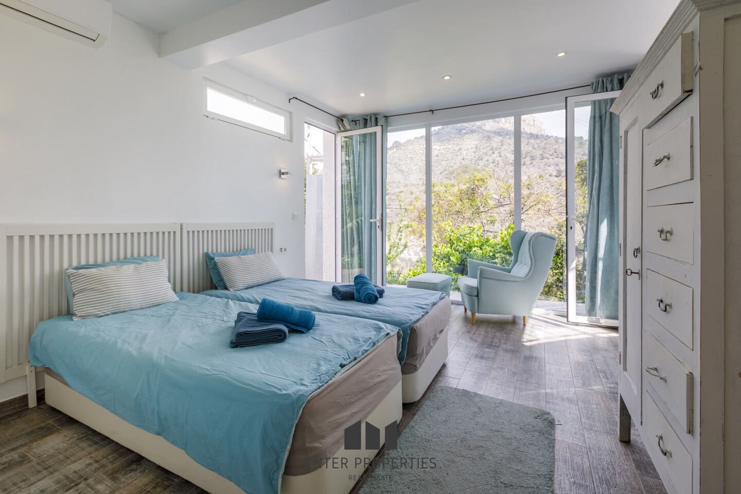 5 sypialnia Willa na sprzedaż w Calpe / Calp z basenem garażem - 635 000 € (Ref: 8920922)