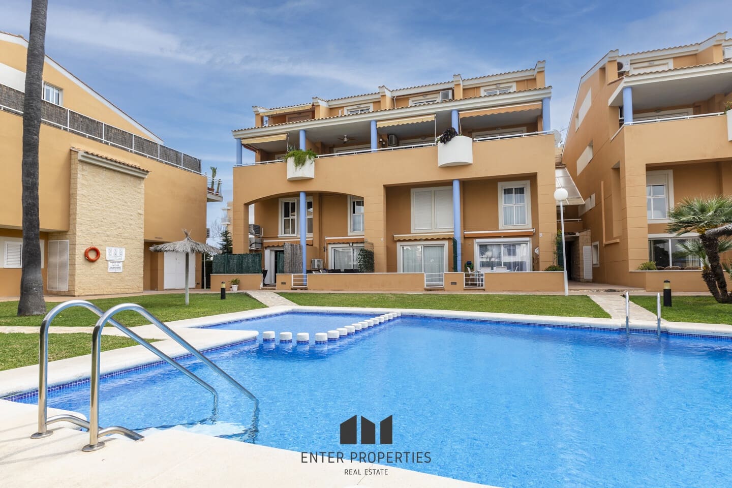 3 soveværelse Lejlighed til salg i Javea / Xabia med swimmingpool garage - € 385.000 (Ref: 8934753)