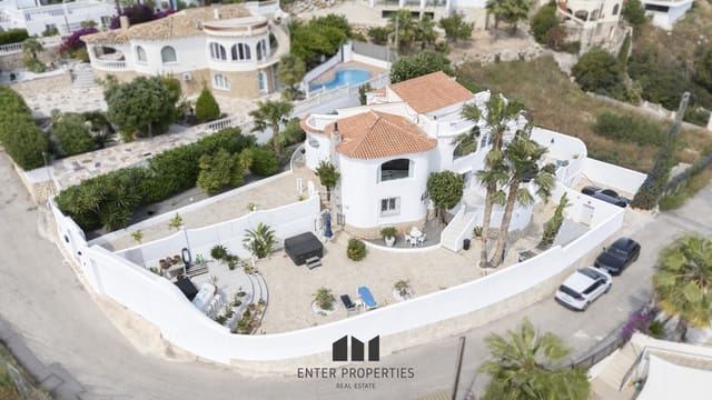 4 sypialnia Willa na sprzedaż w Maryvilla, Calpe / Calp z basenem garażem - 645 000 € (Ref: 8991984)