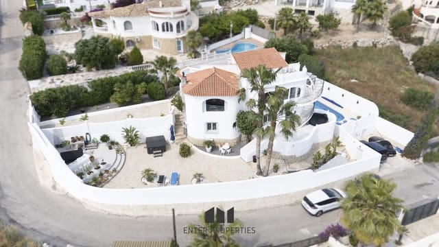 4 sypialnia Willa na sprzedaż w Maryvilla, Calpe / Calp z basenem garażem - 645 000 € (Ref: 8991984)