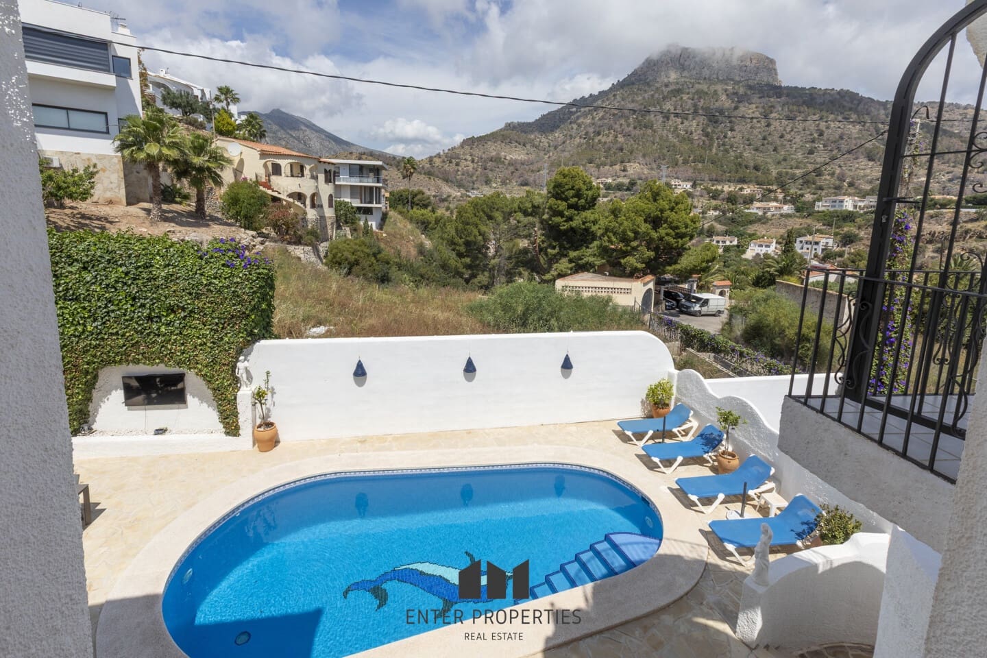 4 sypialnia Willa na sprzedaż w Calpe / Calp z basenem garażem - 645 000 € (Ref: 8991984)