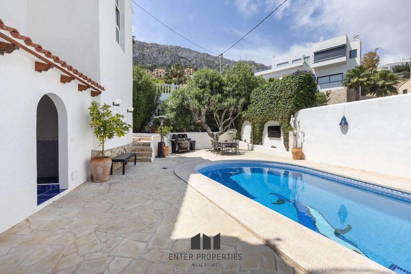 4 sypialnia Willa na sprzedaż w Calpe / Calp z basenem garażem - 645 000 € (Ref: 8991984)